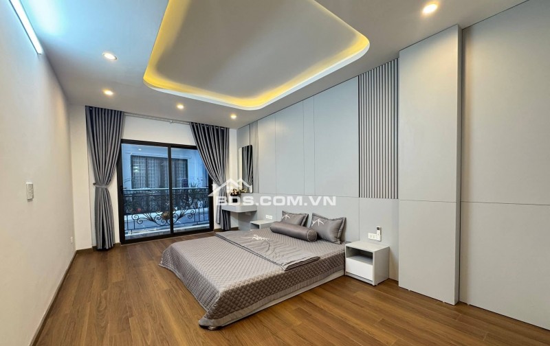 Bán Nhà Thang Máy, Gần Phố, Giáp Nhị, Hoàng Mai 44m, 6 tầng, mt 3.7m, giá 12.6 tỷ.