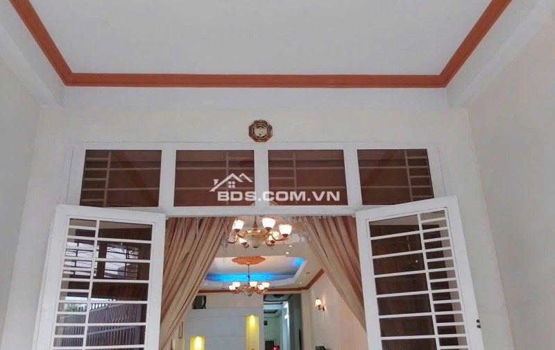 Bán nhà 3 x 20m 2 lầu hẻm xe hơi thông Nhiêu Tứ P7 Phú Nhuận