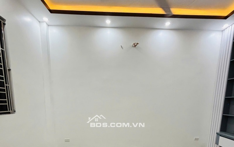 Nhà 4 tầng đẹp độc lập, mặt đường 10m, gần Metro, gần bến xe Thượng Lý, Sở Dầu, Hồng Bàng