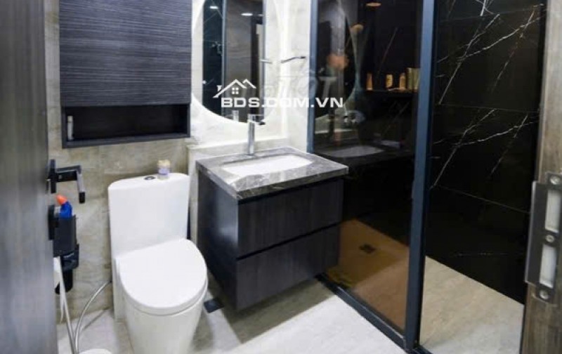 Bán căn hộ 4PN Imperia An Phú 135m², tầng 18 , view Landmark