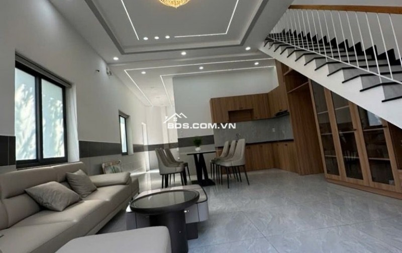  BÁN NHÀ 1/ TRẦN VĂN MƯỜI-  LÔ GÓC 2 MẶT TIỀN – NGANG 7M NỞ HẬU – 3 TẦNG MỚI TINH FULL NỘI THẤT - 100M2 CÔNG NHẬN ĐỦ – SỔ SẴN CÔNG CHỨNG - 5.x ĐỒNG