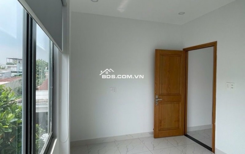  BÁN NHÀ 1/ TRẦN VĂN MƯỜI-  LÔ GÓC 2 MẶT TIỀN – NGANG 7M NỞ HẬU – 3 TẦNG MỚI TINH FULL NỘI THẤT - 100M2 CÔNG NHẬN ĐỦ – SỔ SẴN CÔNG CHỨNG - 5.x ĐỒNG