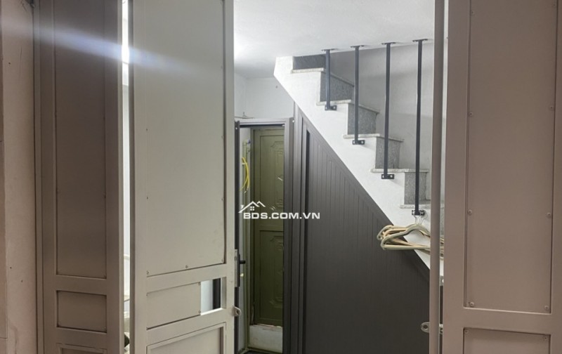 Bán nhà 3 tầng, 3 mặt thoáng phố Trần Khát Chân, quận Hai Bà Trưng,0906244288
