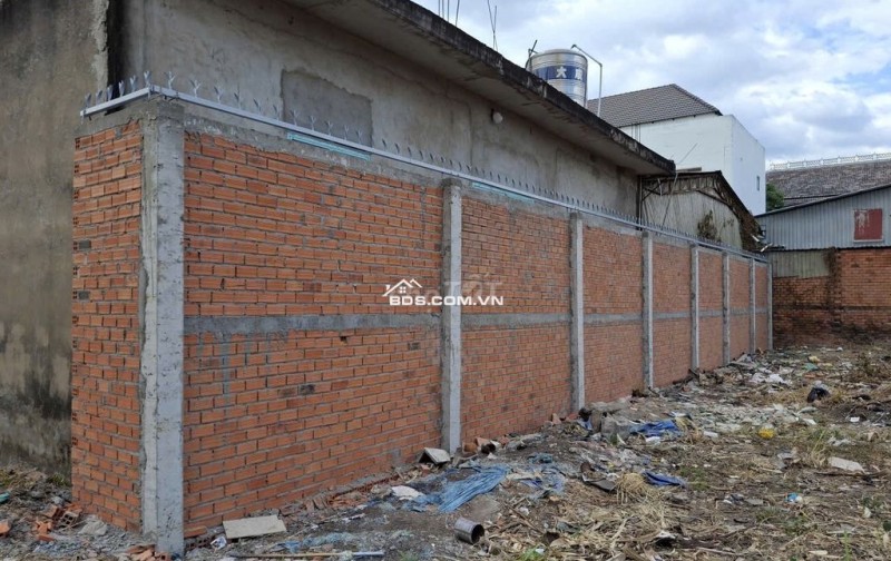 Đất Bình Dương 2700m2 cho thuê tự do kinh doanh sáng tạo