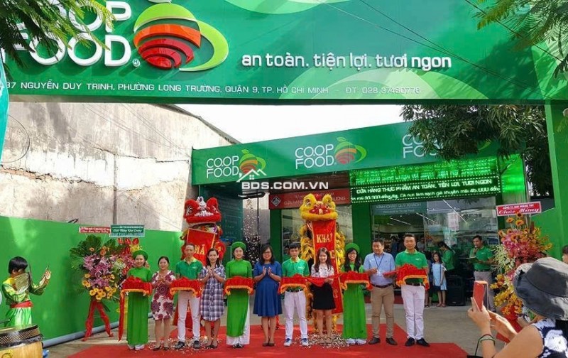 Cho thuê MBKD 360m2 đang có sẵn siêu thị Co.op phù hợp kinh doanh buôn bán