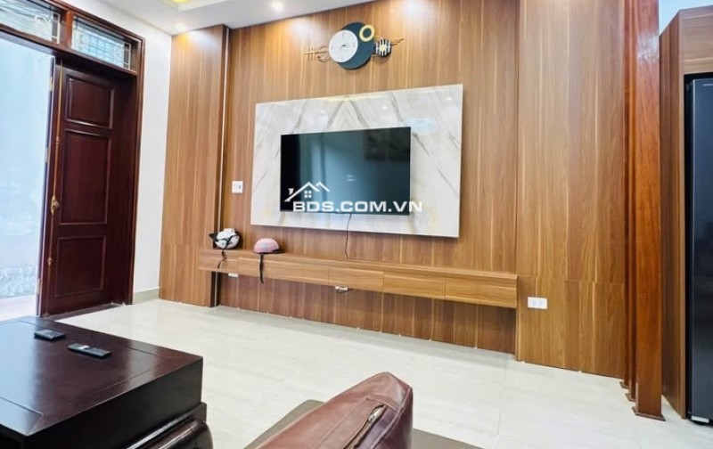 BỒ ĐỀ LONG BIÊN–3 BƯỚC QUA CẦU CHƯƠNG DƯƠNG–NHÀ DÂN XÂY TÂM HUYẾT–36M²–Ô TÔ ĐỖ CỔNG