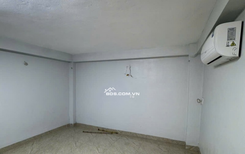 HÓT HÓT ! BÁN NHÀ GIÁ RẺ 1.75 TỶ 3 TẦNG 36M2 NGÕ TRẦN HUY LIỆU