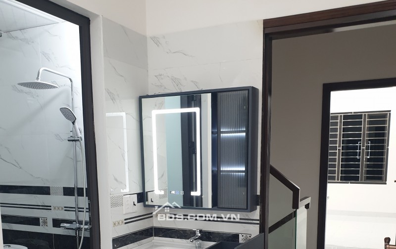 BÁN NHÀ  5.2 TỶ 3 TẦNG 76M2 ( HƯỚNG NAM ) KHU ĐÔ THỊ THỐNG NHẤT