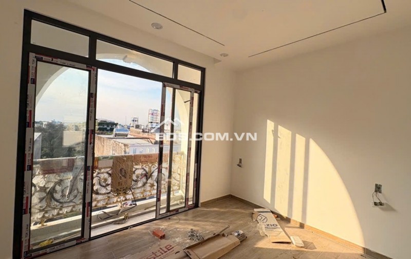 BÁN NHÀ 4 TẦNG FULL NỘI THẤT, BÌNH TÂN, HẺM 6M, GẦN TỈNH LỘ 10, 50,6 M² (4,25X12), 5.X TỶ
