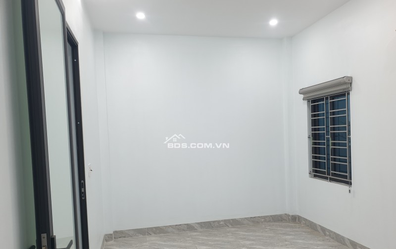 BÁN NHÀ ĐẸP 2.35 TỶ 3 TẦNG 58M2 ( TÂY NAM ) KHU ĐÔ THỊ MỸ TRUNG