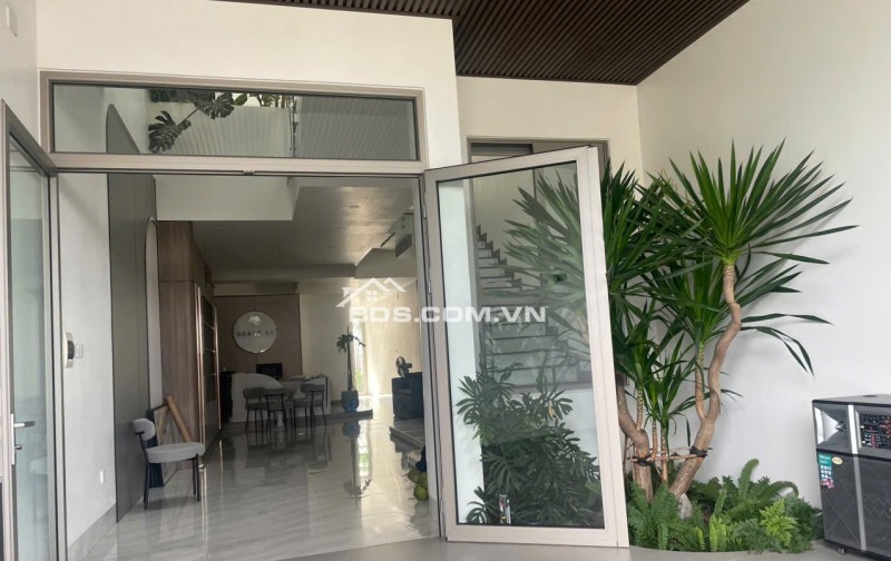 Bán nhà chính chủ 2 Mặt Tiền P.3 - TP Tây (đường nhựa trước 27m và sau 12m - 1 mặt Đường Nam kỳ khởi và mặt kia đường số 4) hiện tại đang Kinh doanh; Ngay sát công viên Xuân Hồng