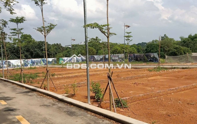 MỞ BÁN 29 LÔ ĐẤT ĐẸP TRUNG TÂM THỊ XÃ SƠN TÂY  Giá 1,4 tỷ - 1,6 tỷ , diện tích 80m2 - 100m2.