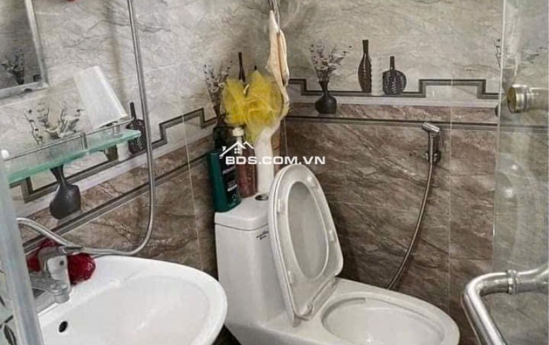 BÁN NHÀ ĐẸP 1.3 TỶ 2 TẦNG 43M2 ( TÂY NAM ) NGÕ NGUYỄN BÍNH