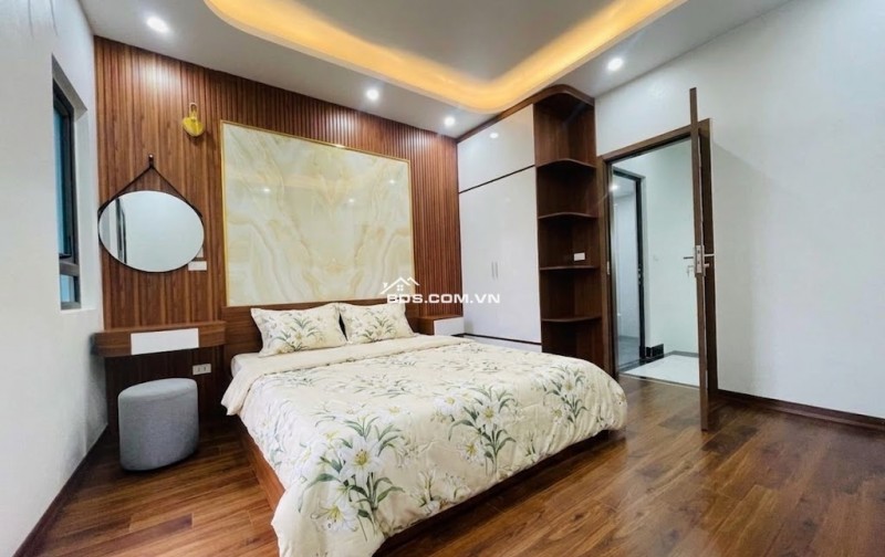 NHÀ ĐẸP HIẾM – NGÕ NÔNG – CÁCH Ô TÔ TRÁNH CHỈ 1 NHÀ – Ô TÔ ĐỖ CỬA – SỔ ĐỎ SẴN GIAO DỊCH