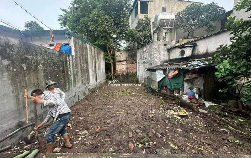 Chỉ #2,3 tỷ có ngay 1 lô tại Thôn Đoài, Việt Hùng, Đông Anh. 52m2