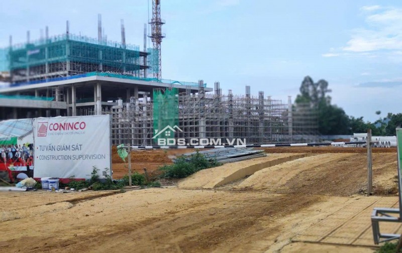 Bán đất thổ cư sổ đỏ 100m2, mặt tiền 6m, đường 21A, Phú Cát, Quốc Oai, Hà Nội. Giá 3.9 tỷ. LH: 0382394677