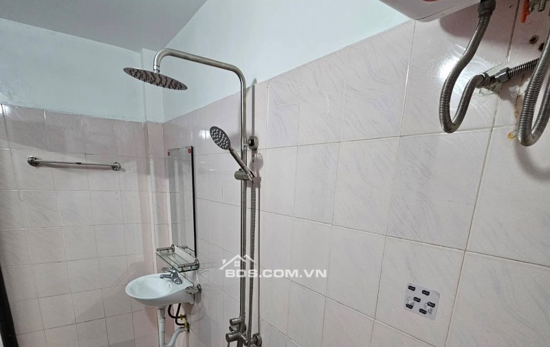 BÁN NHÀ ĐẸP GIÁ RẺ 1.79 TỶ 3 TẦNG 46M2 ( TÂY NAM ) NGÕ ĐIỆN BIÊN