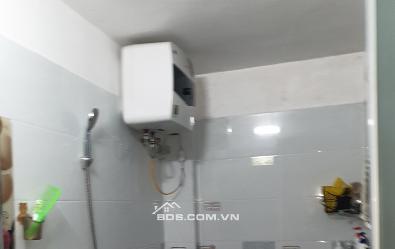 BÁN NHÀ ĐẸP 1.45 TỶ 2.5 TẦNG 40M2 ( ĐÔNG NAM ) NGÕ NGUYỄN TRÃI