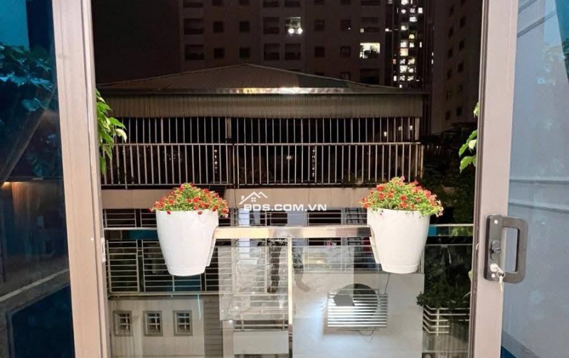 Bán Nhà Ô Tô Trong Nhà, Hoàng Đạo Thành, Thanh Xuân 42m, 8 tầng, giá 20.5 tỷ.