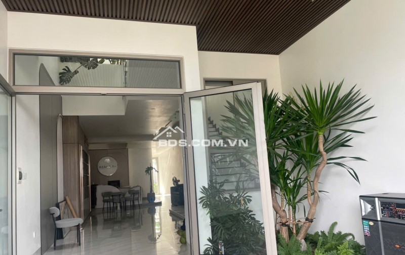 Bán nhà chính chủ 2 Mặt Tiền P.3 - TP Tây (đường nhựa trước 27m và sau 12m - 1 mặt Đường Nam kỳ khởi và mặt kia đường số 4) hiện tại đang Kinh doanh; Ngay sát công viên Xuân Hồng