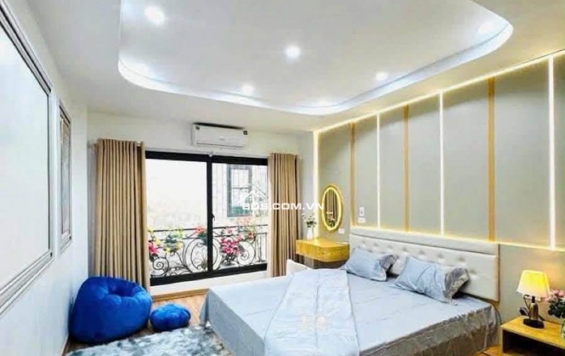 Bán Nhà Ô Đồng Lầm, Đống Đa 35m, 6 tầng, mt 3.6m, giá 11.2 tỷ.