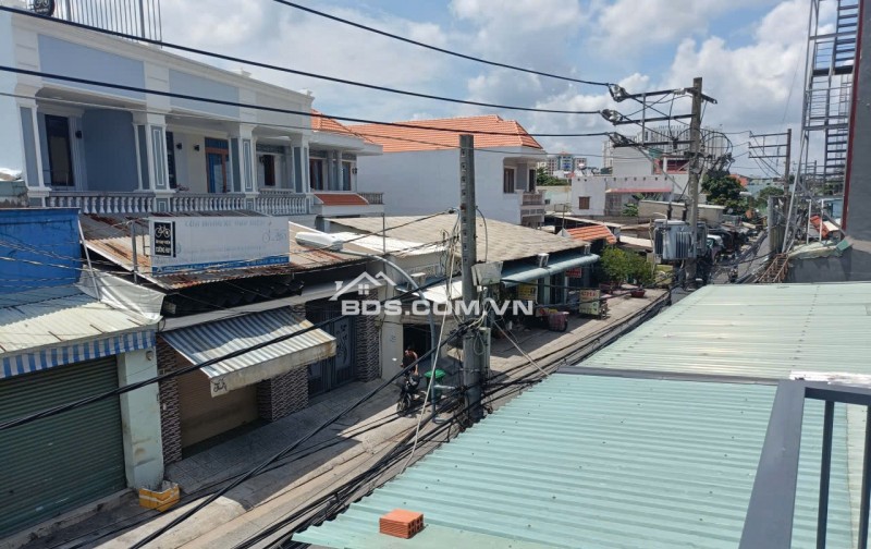 Bán Nhà mới 1 trệt 1 lầu hẻm xe tải lớn đường Sinco, Bình Tân