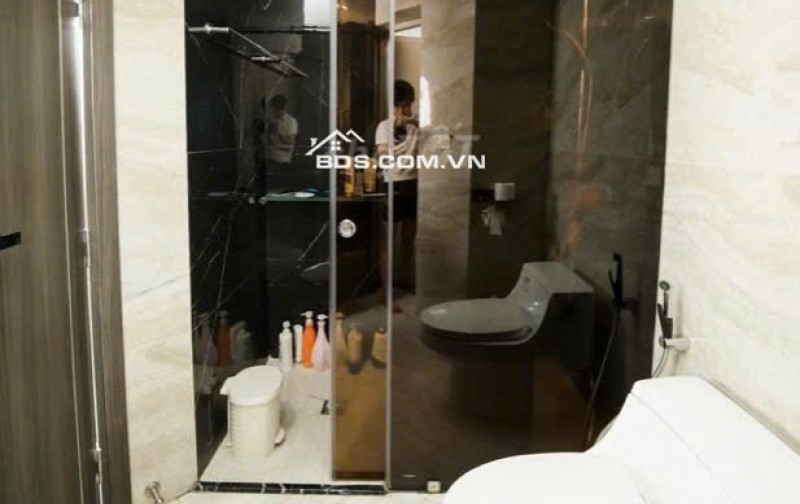 Bán căn hộ 4PN Imperia An Phú 135m², tầng 18 , view Landmark