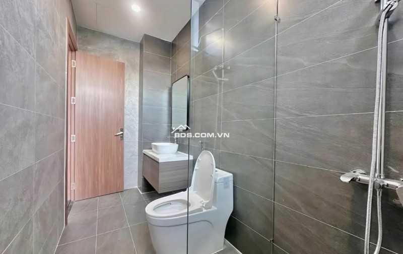 Shophouse giá ưu đãi tại Hồ Chí Minh- 700 triệu nhận nhà