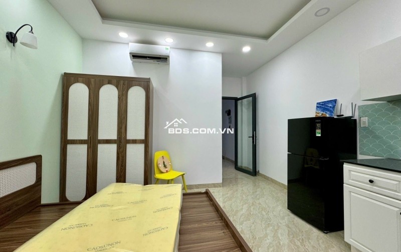 Bán nhà hẻm Phạm Văn Đồng, Thủ Đức, TP HCM. DT 74m2, 4 tầng. Giá 8.8 tỷ.