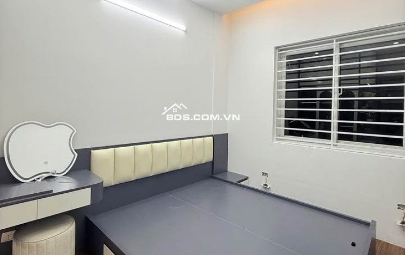 BÁN CHUNG CƯ KĐT VIỆT HƯNG LONG BIÊN  NHỎ TIỀN