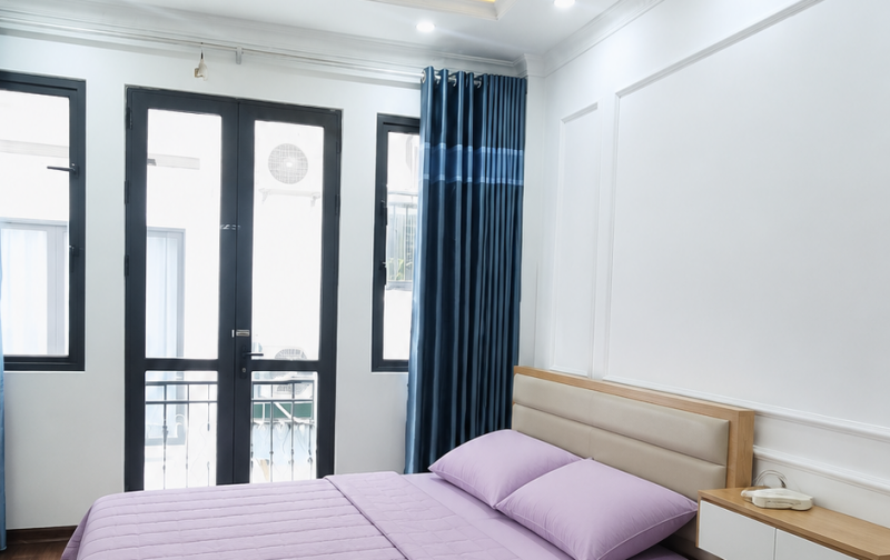 NHÀ ĐẸP–FULL NỘI THẤT–NGÕ NÔNG Ô TÔ–50M RA ĐƯỜNG Ô TÔ TRÁNH–P. THẠCH BÀN–GIÁ CHỈ 5.XX TỶ