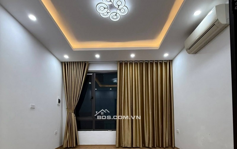 Bán Nhà Gần Phố Hồng Mai, Hai Bà Trưng 19/22m, 5 tầng, mt 3.5m, giá 6.38 tỷ