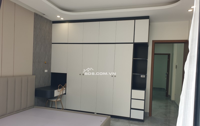 BÁN NHÀ ĐẸP 4.85 TỶ 3.5 TẦNG 58M2 MẶT ĐƯỜNG ĐẶNG VIỆT CHÂU