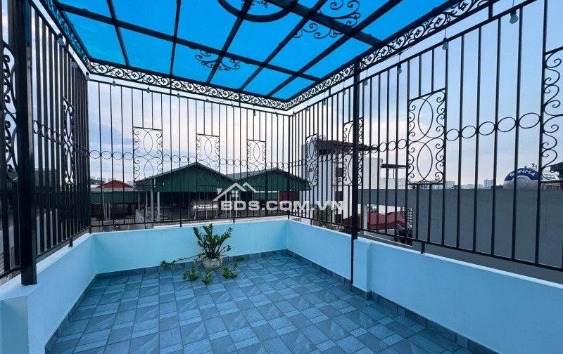 Bán Nhà Thang Máy, Gần Phố, Giáp Nhị, Hoàng Mai 44m, 6 tầng, mt 3.7m, giá 12.6 tỷ.