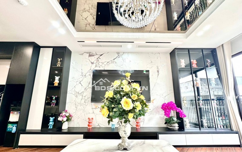 Bán Nhà Ô TÔ Vào Nhà Trung Kính, Cầu Giấy 53m, 7 tầng, giá 29.5 tỷ.