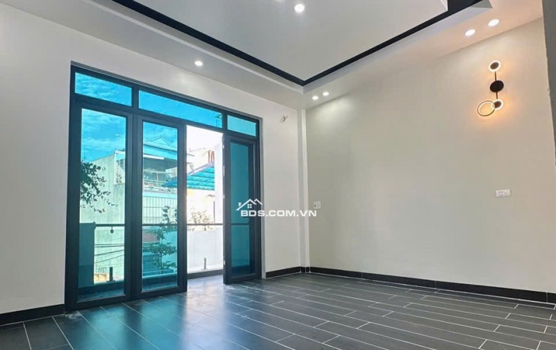 BÁN NHÀ 4.85 TỶ 4 TẦNG 77M2 CÓ SÂN Ô TÔ KHU  ĐÔ THỊ MỸ TRUNG