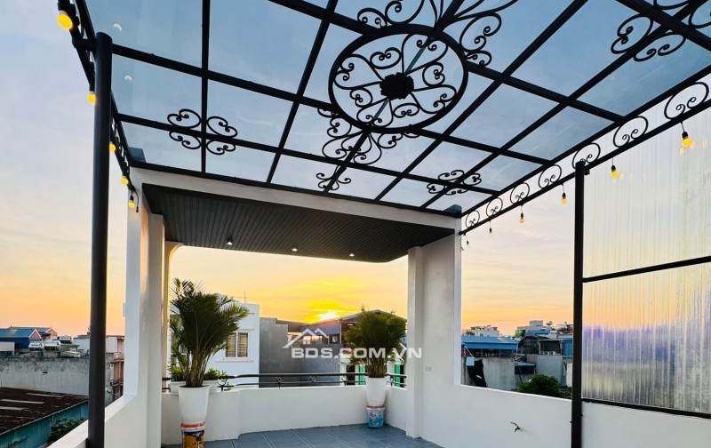 BÁN NHÀ ĐẸP  4.25 TỶ 4 TẦNG 46M2 MẶT ĐƯỜNG ĐÔ THỊ BÃI VIÊN