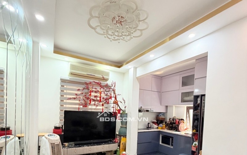 [BÁN NHÀ QUẬN TÂY HỒ] - 5 TẦNG DÂN XÂY - CÓ KHE THANG MÁY - KINH DOANH TỐT
