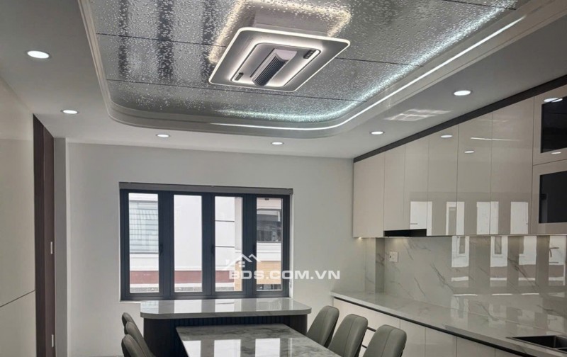 KHU PHÂN LÔ ĐỒNG BỘ – NHÀ 4 TẦNG ĐẸP – GIÁ NHỈNH 7 TỶ Vị trí đường số 6, gần Aeon Mall Tân Phú, Ruby Celadon, thuận tiện di chuyển QL1A, Cộng Hòa, sân bay Tân Sơn Nhất.