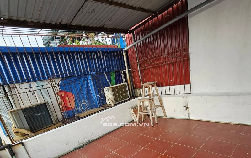 BÁN NHÀ ĐẸP GIÁ RẺ 1.79 TỶ 3 TẦNG 46M2 ( TÂY NAM ) NGÕ ĐIỆN BIÊN