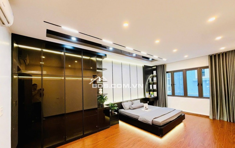 Bán Nhà Gần Phố Thịnh Quang, Đống Đa 36m, 4 tầng, mt 3.8m, giá 9.5 tỷ