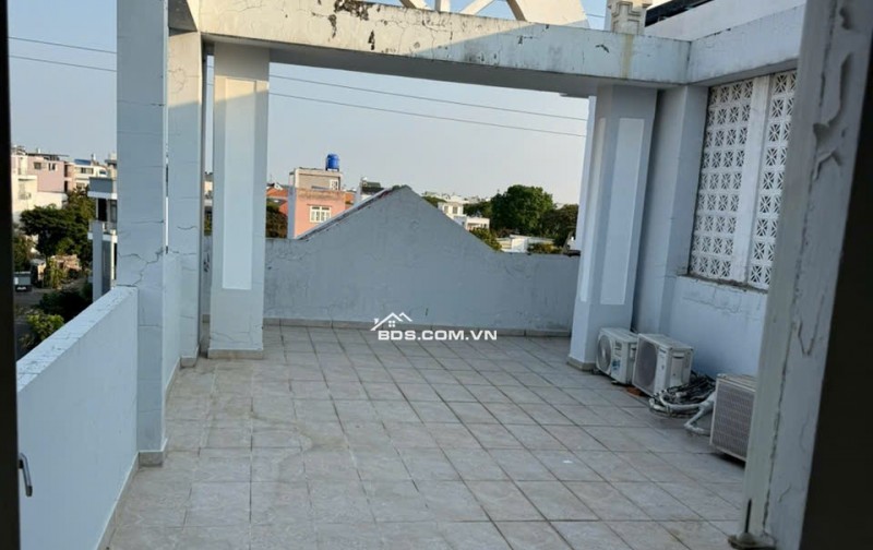 Bán nhà siêu đẹp 5x20m 1 trệt 3 lầu sân thượng MT Trịnh Quang Nghị Bình Chánh