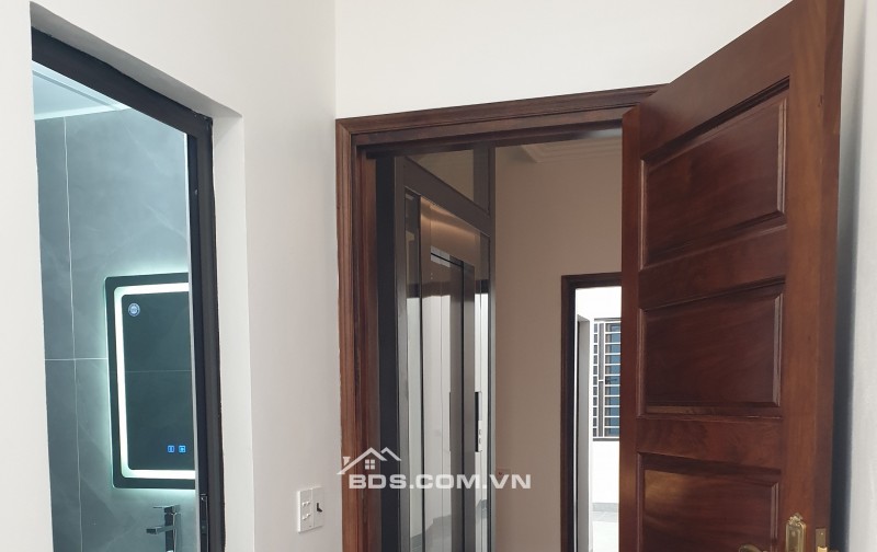 BÁN NHÀ SIÊU VIP ĐÔ THỊ HÒA VƯỢNG 5 TẦNG THANG MÁY  81M2 GIÁ 7.2 TỶ