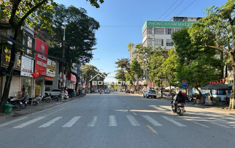 Bán nhà mặt phố Số 333, đường Quang Trung, phường Phan Thiết, thành phố Tuyên Quang, tỉnh Tuyên Quang (phường Minh Xuân mới)