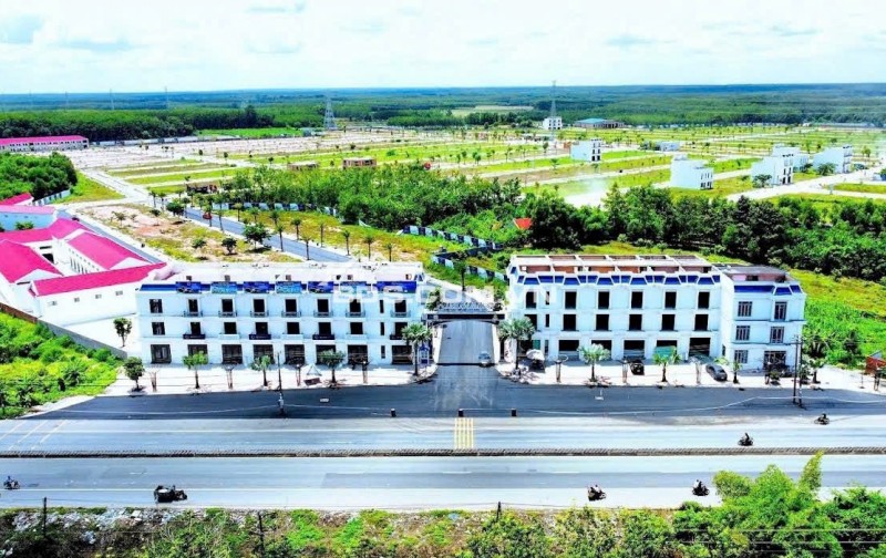 Bắc Sài Gòn mặt tiền đường DT741