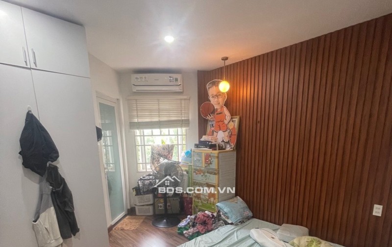 Bán nhà sát mặt tiền Huỳnh Tấn Phát, Q7, 50m2, 4 tầng, nhỉnh 8 tỷ