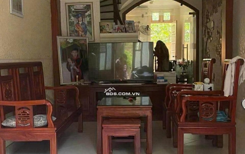 Cho thuê nhà riêng 4 T ngõ 111 Phúc Thịnh, Kiến Hưng, Hà Đông