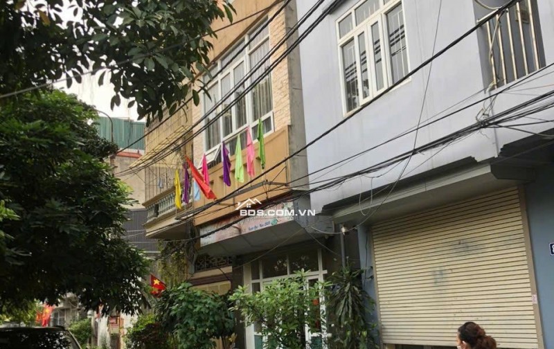 Cho thuê nhà riêng 4 T ngõ 111 Phúc Thịnh, Kiến Hưng, Hà Đông