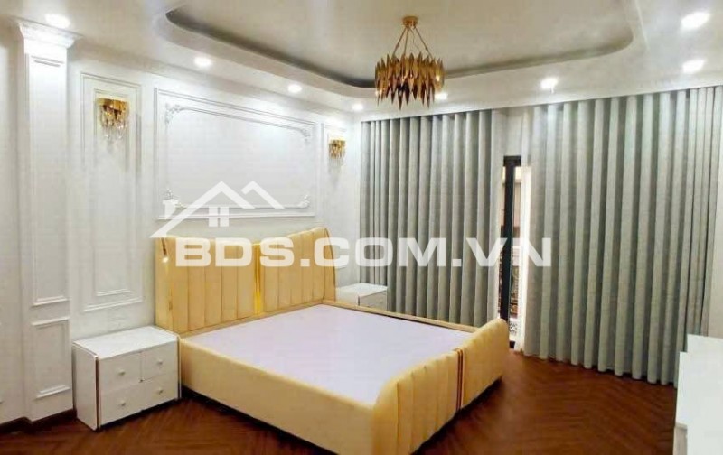Bán Nhà Ô TÔ, Kinh Doanh, Nguyễn Đức Cảnh 61m, 7 tầng, mt 4m, giá 24.5 tỷ.