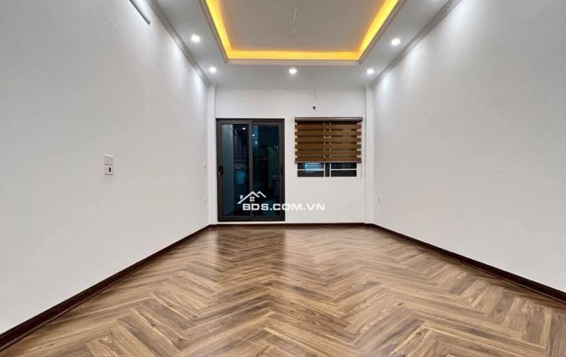 Bán Nhà Ô Tô Trong Nhà, Hoàng Đạo Thành, Thanh Xuân 42m, 8 tầng, giá 20.5 tỷ.